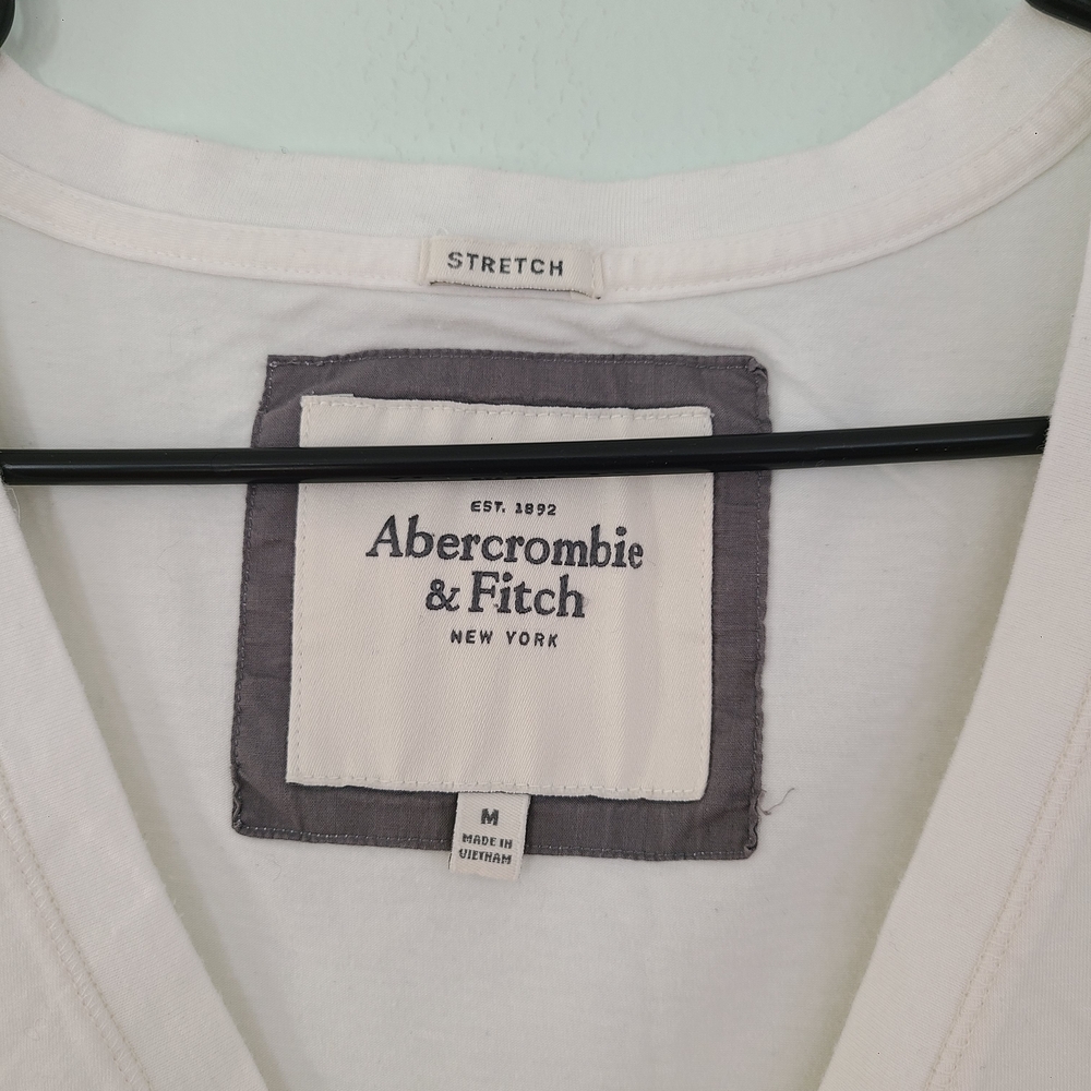 Abercrombie White V-Neck T-Shirt - Picture 2 of 4